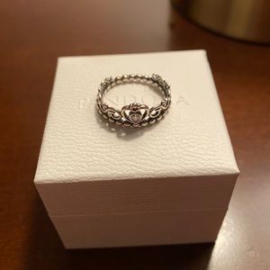 Pandora silver Princess ring 🤍